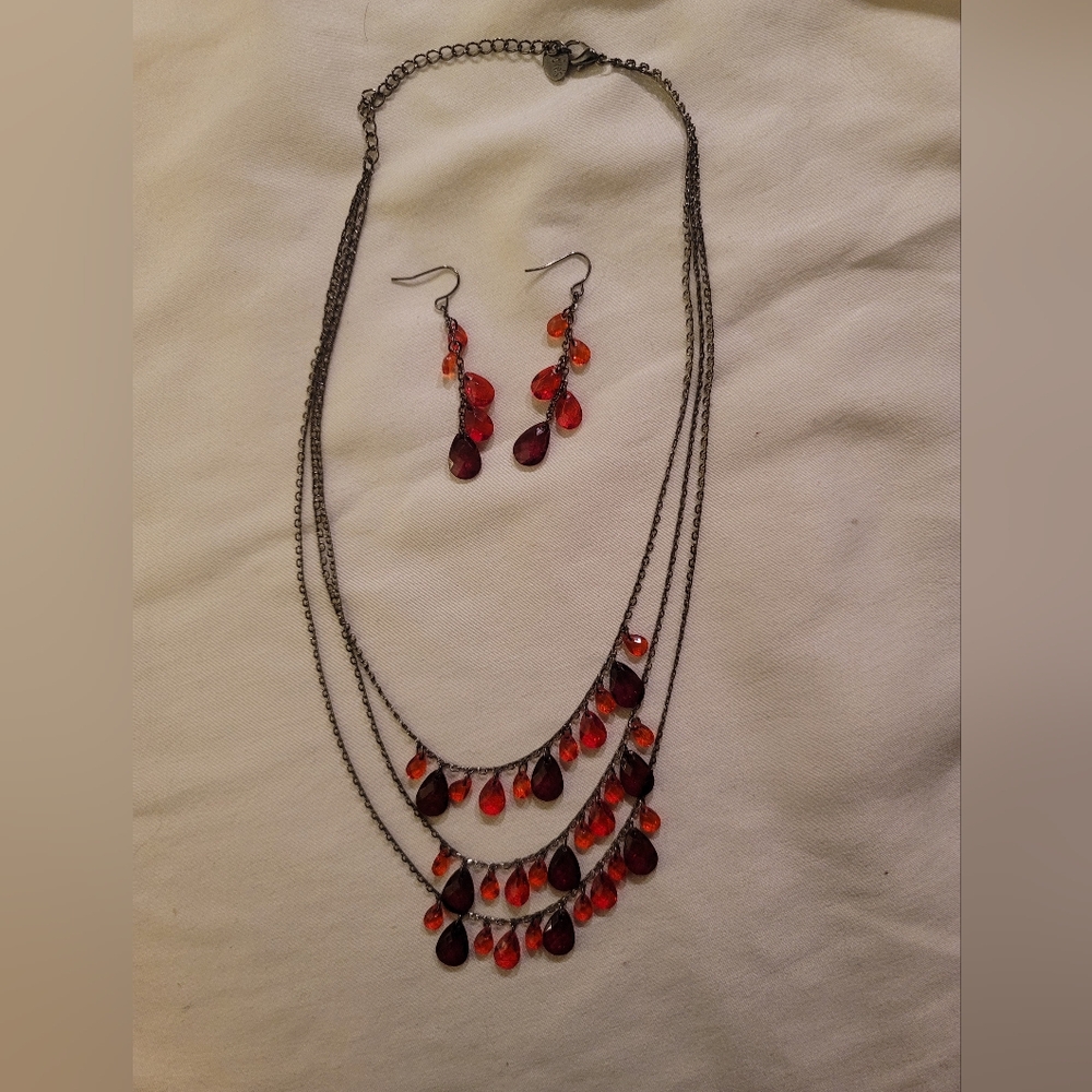 NWOT Red Bead Set